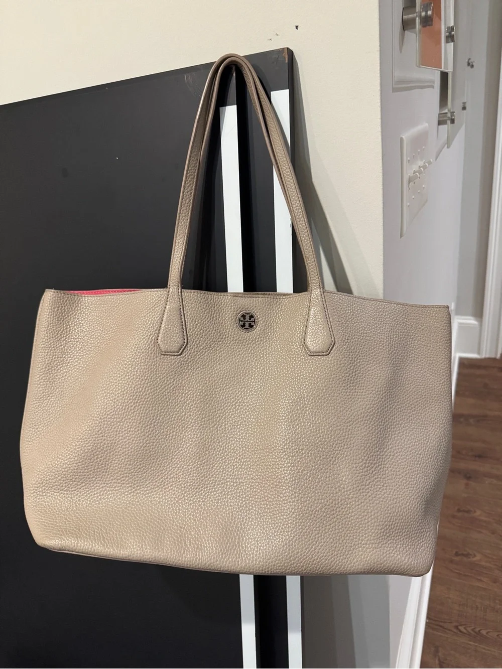 Tory Burch Pebbled Leather Neutral Tote - great condition
